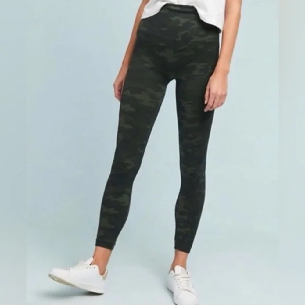 Spanx Women’s Look At Me Now Seamless Leggings in Camo
